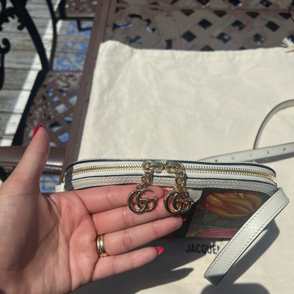 Floral GUCCI Shoulder Bag - Picture 6 of 7